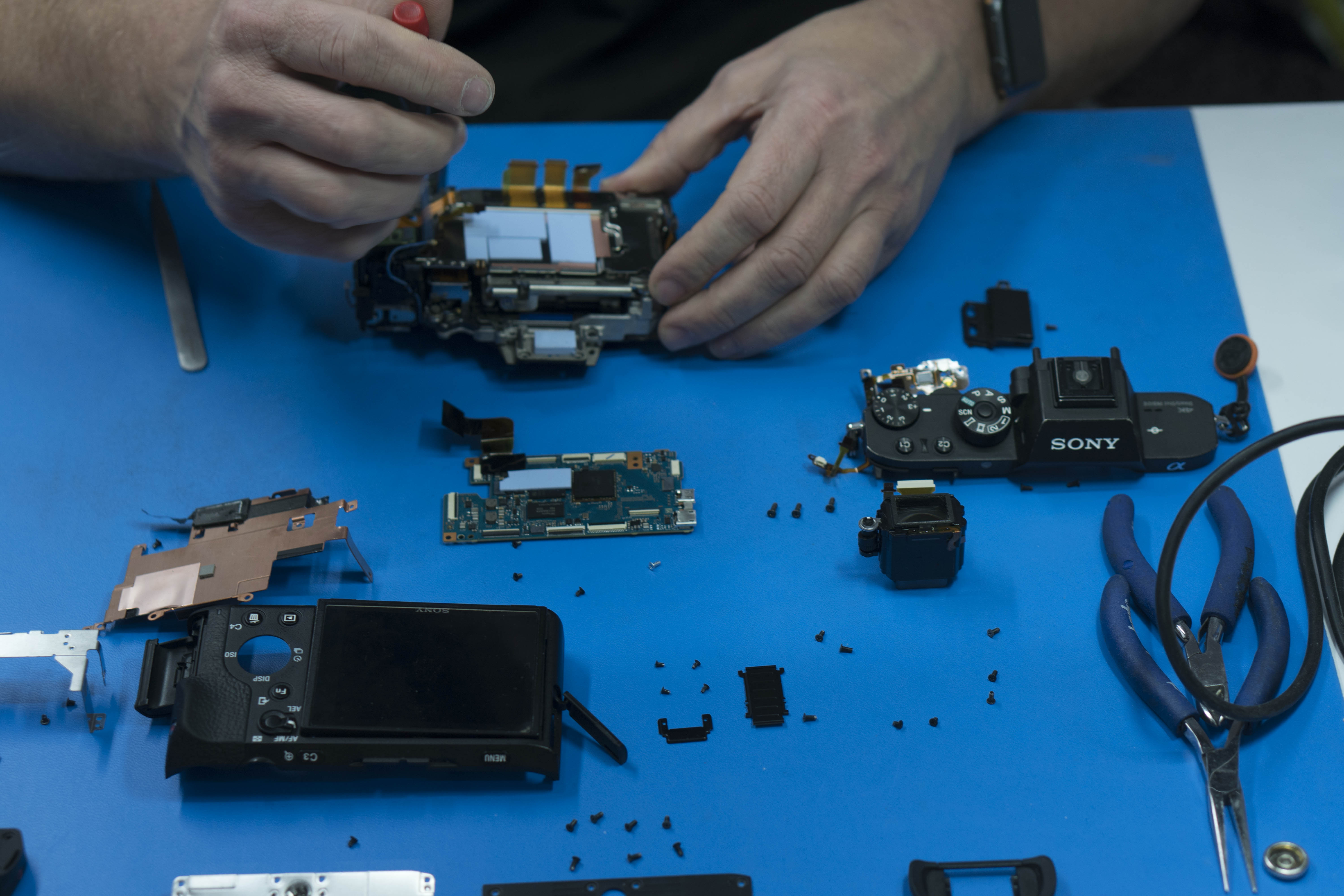 sony a6000 teardown