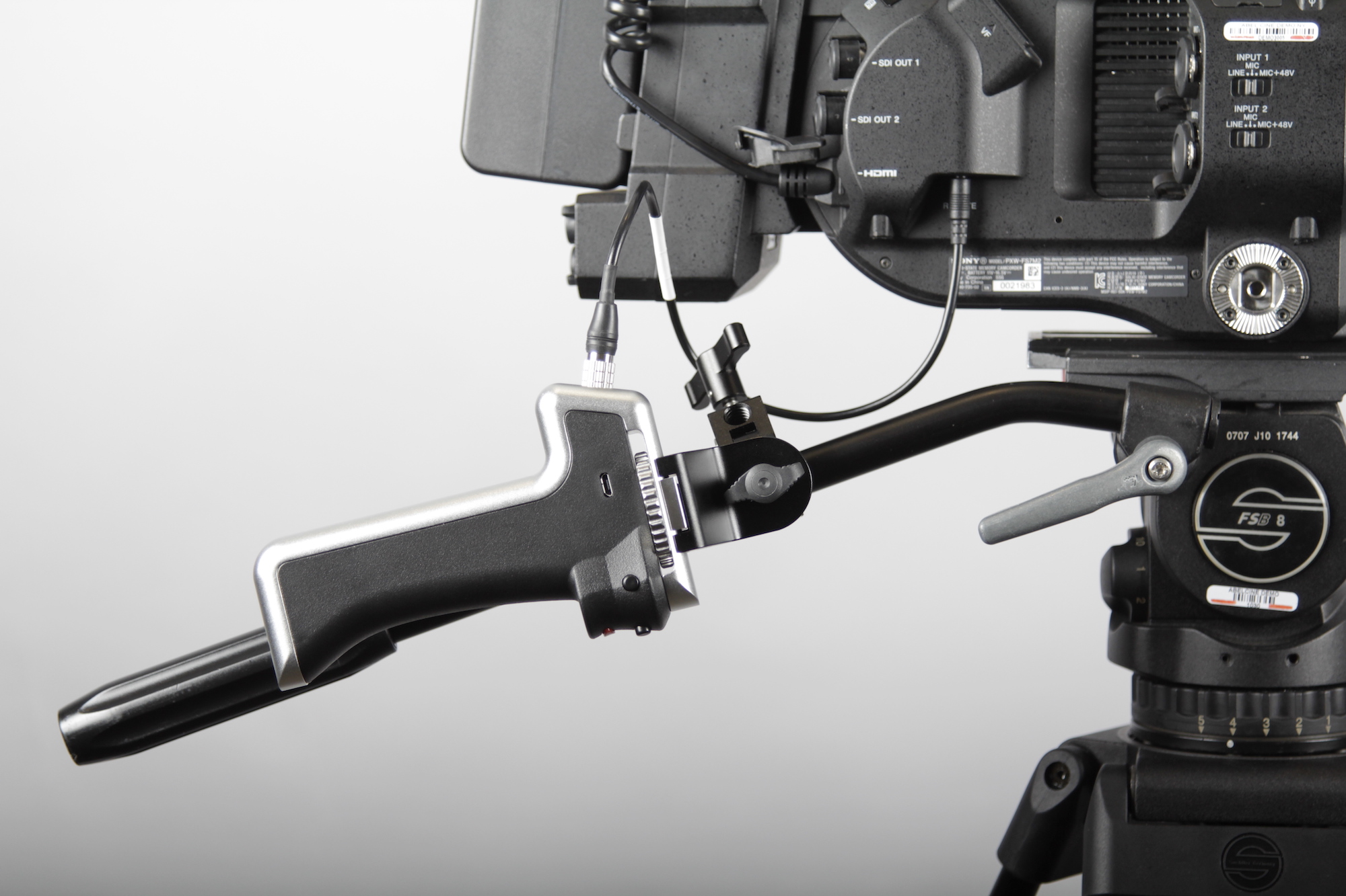 CameoGrip A customisable hand grip for lightweight cameras Newsshooter