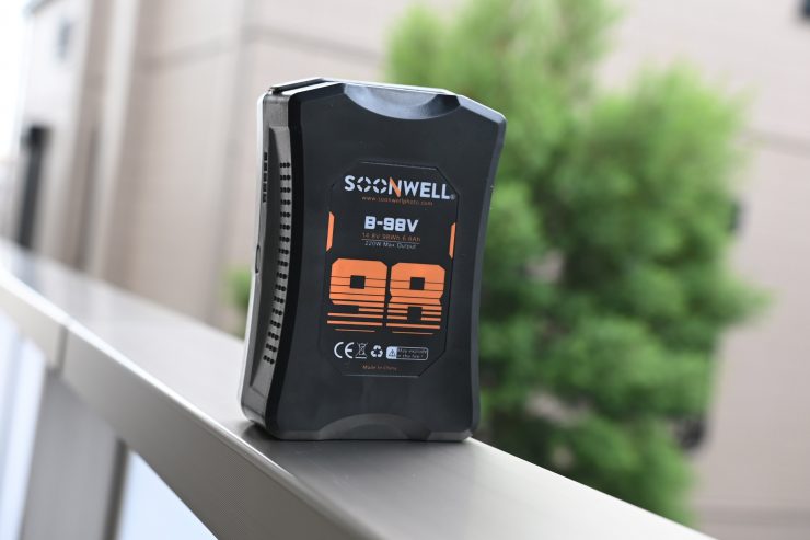 Soonwell B-98V V Mount Battery review - Newsshooter