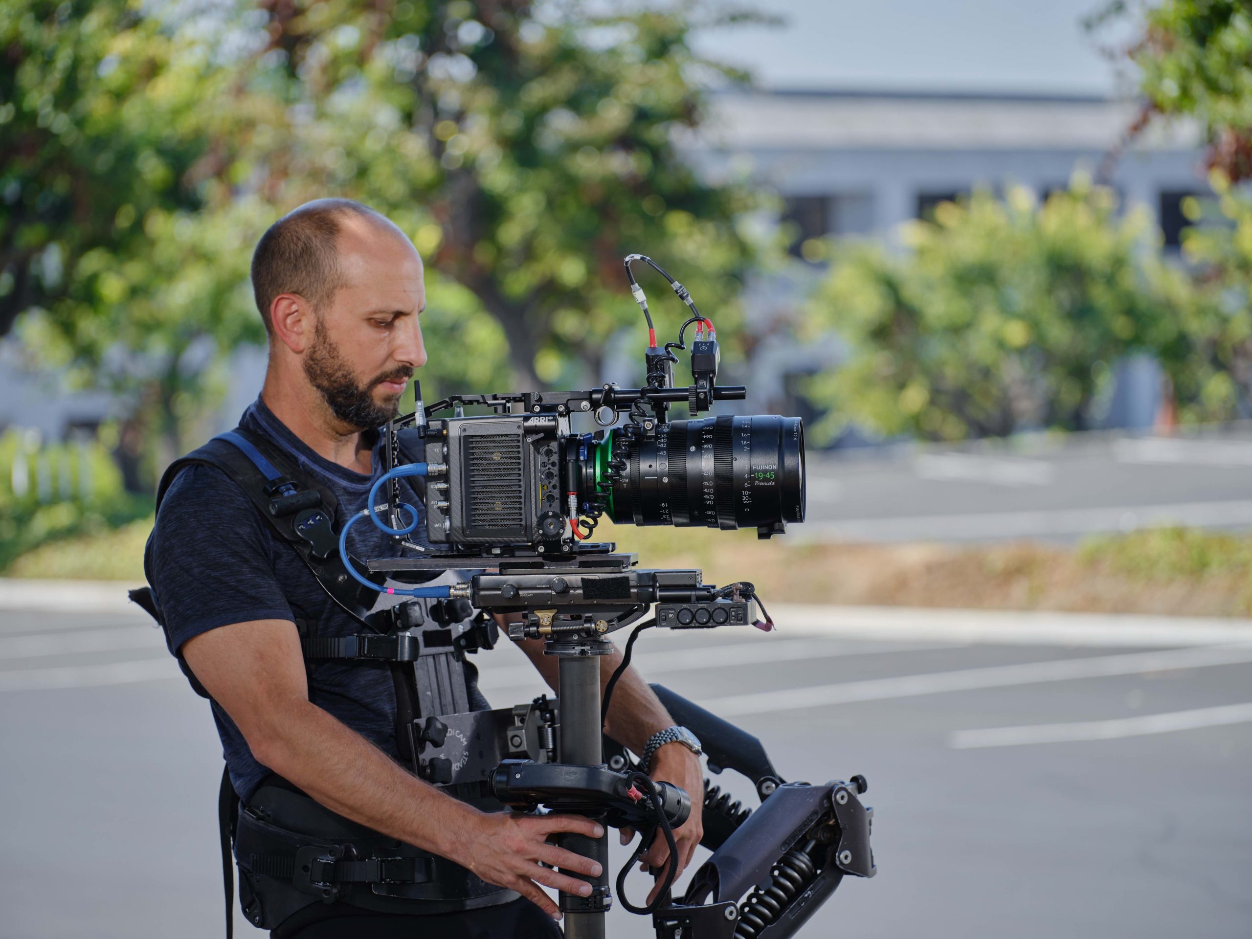 Ari Robbins SOC 3 Steadicam - Newsshooter