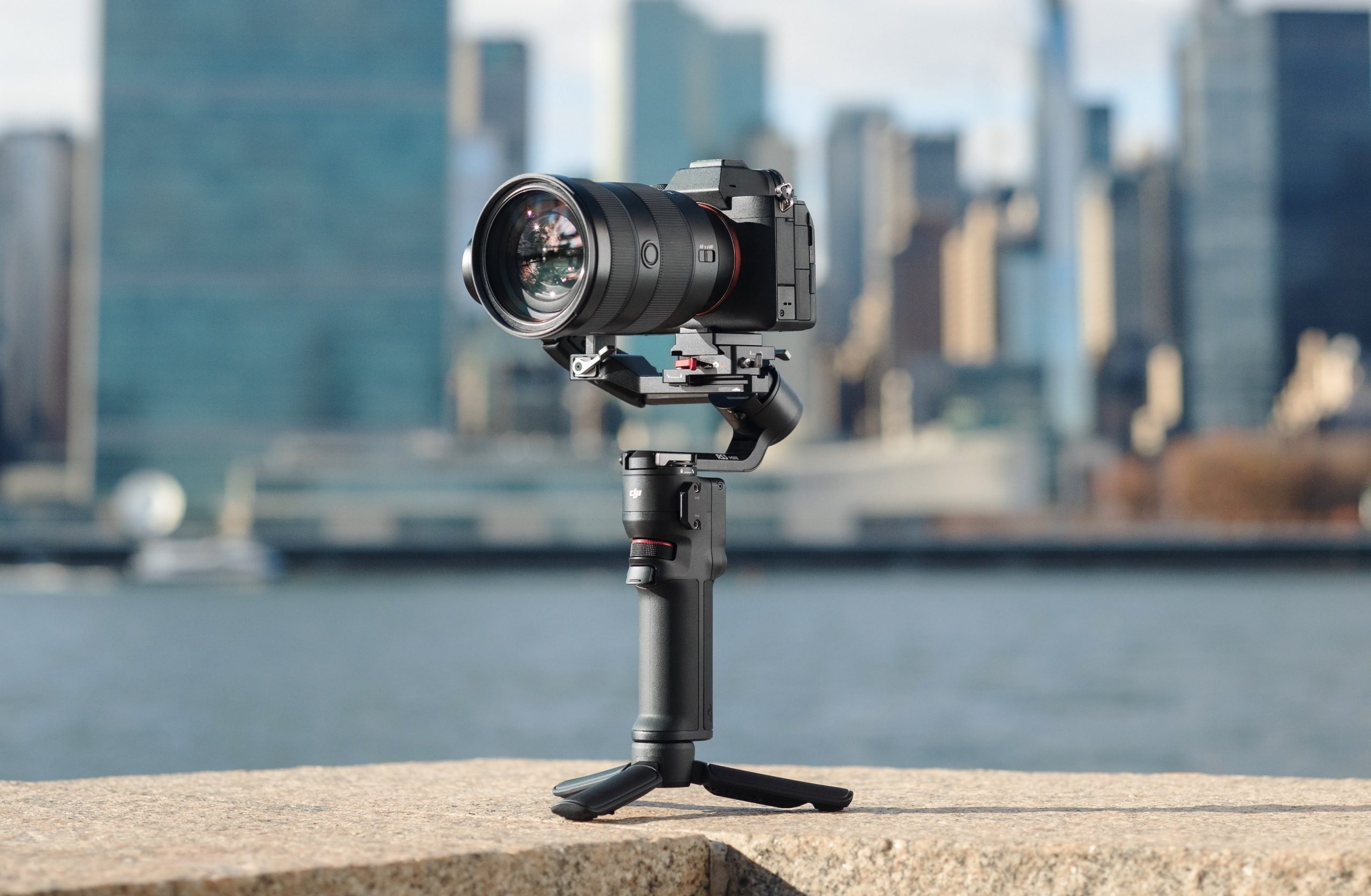 The RS 3 Mini First Look  DJI's Smallest Camera Gimbal - Moment