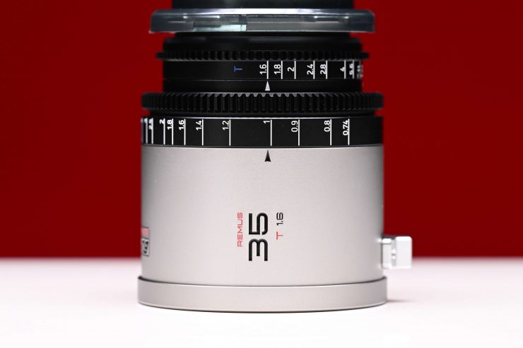 Blazar Remus S35 35mm T1 6 1 5x Anamorphic lens 7122